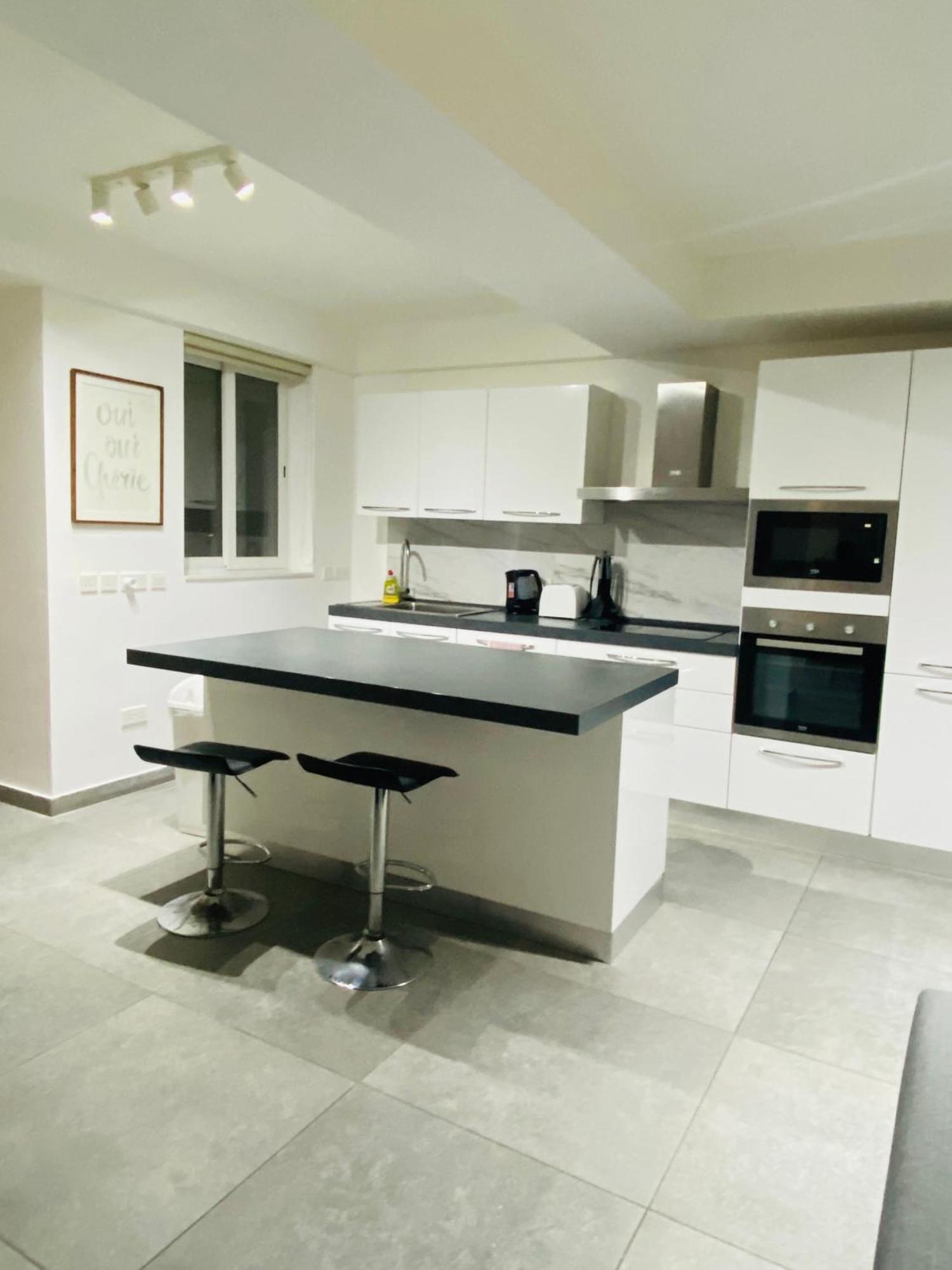 Sliema Seaview & Seafront- Apt 9, 49 Tigne Point Mansions Eksteriør billede