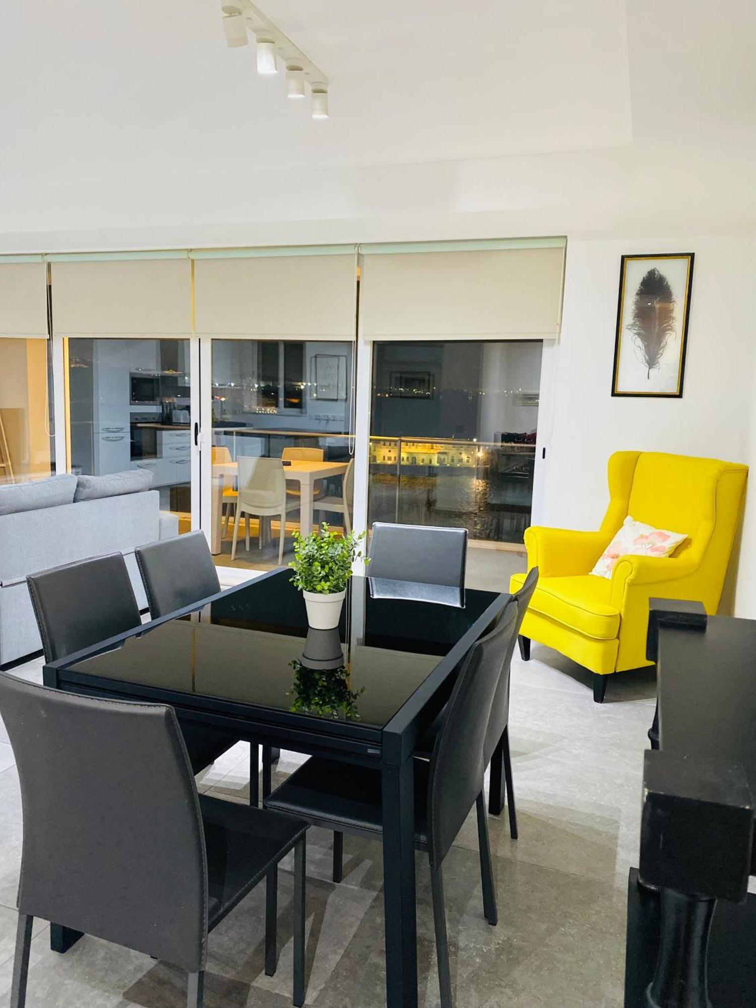 Sliema Seaview & Seafront- Apt 9, 49 Tigne Point Mansions Eksteriør billede